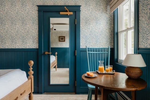 Architecture & Interiors